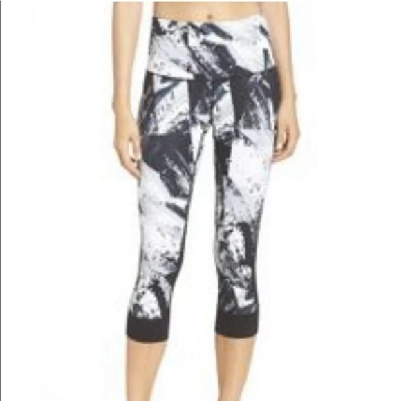 Zella En Point Mesh Legging Medium Black White Marble Pants Yoga Capri Crop - Picture 1 of 4
